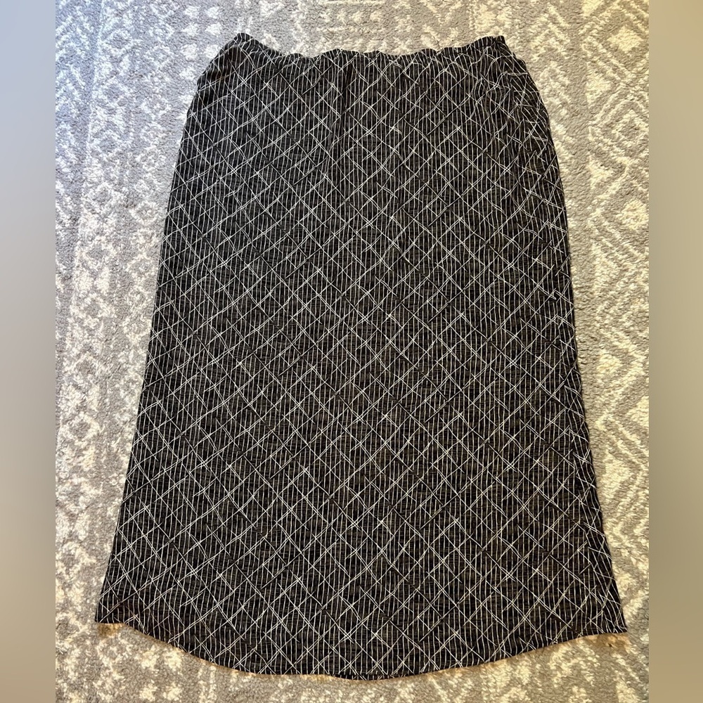 Jones New York Chic A-Line Skirt with Geometric Pattern size 16 (H111)